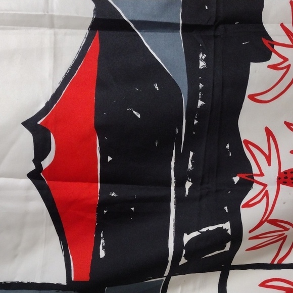 Cesar Manrique Art Scarf – Grey, Red, Black & White Fire Mountain Cactus 33.5x35 - Picture 10 of 11